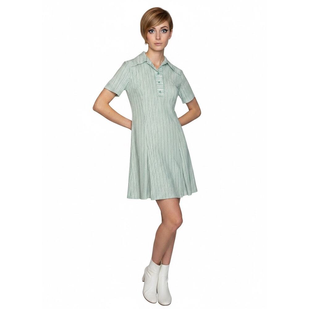 1970s Striped Vintage Day Dress – Small